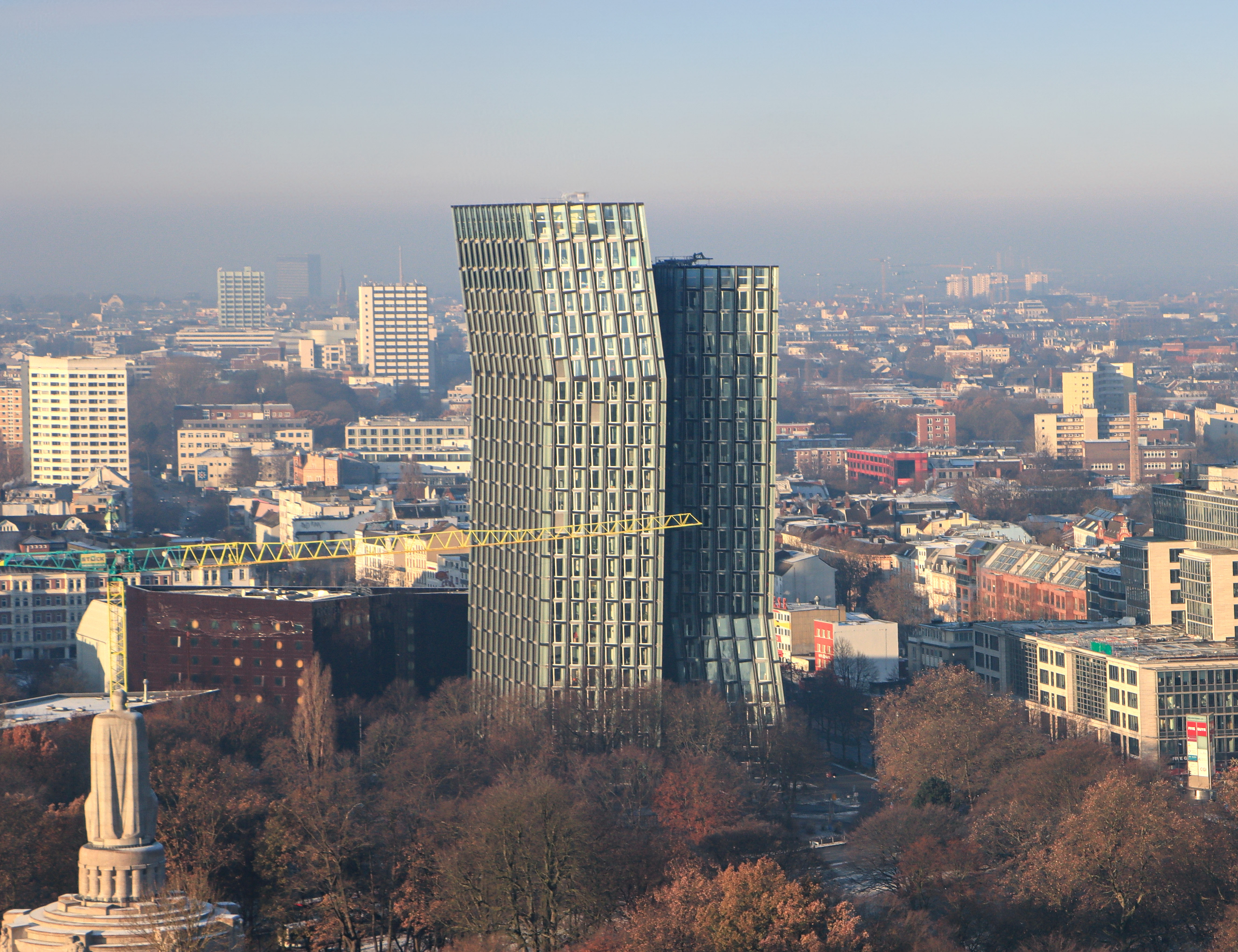Dancing Towers in Reeprbahn