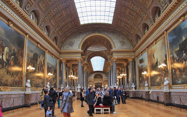 palace of versailles & gardens entry tickets with audio guide-3