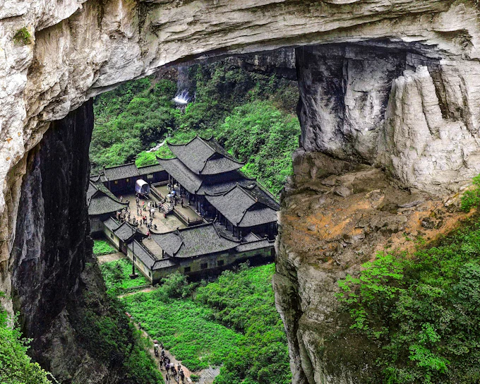 From Chongqing: Wulong Three Natural Bridges and Longshuixia Fissure Gorge Guided Tour (Product 56225)