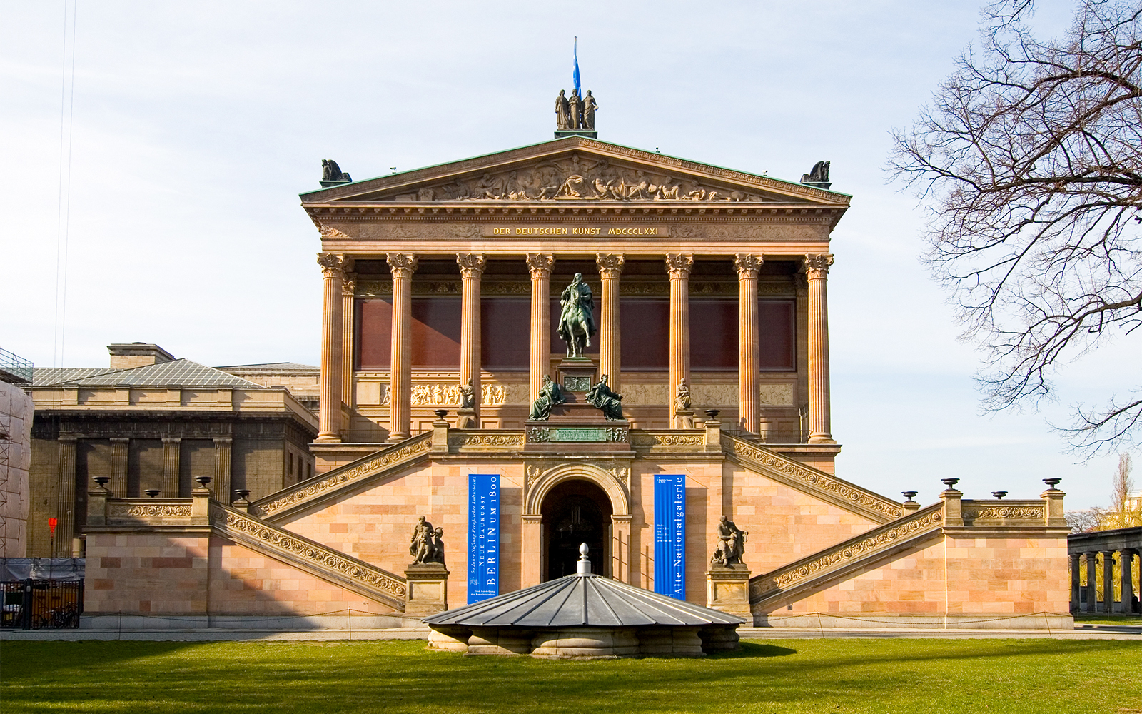 Alte Nationalgalerie facade in Berlin showcasing neoclassical architecture.