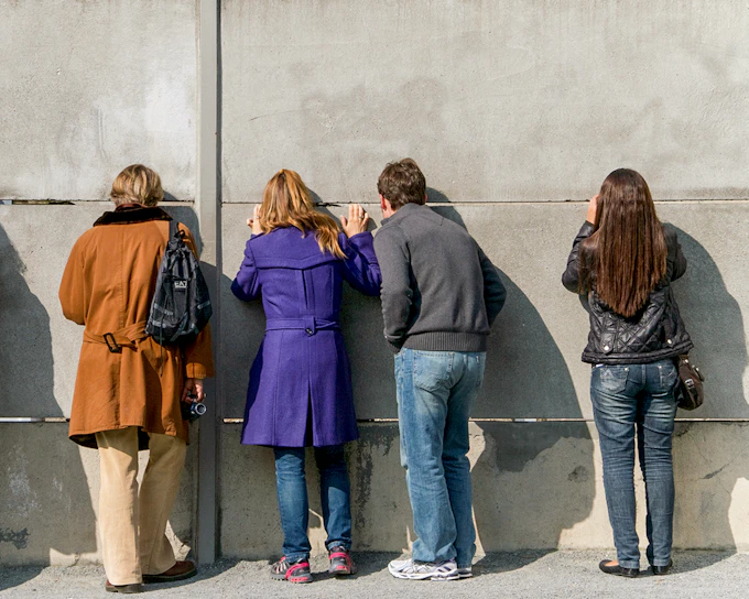 Berlin Wall on Bernauer Strasse Guided Tour