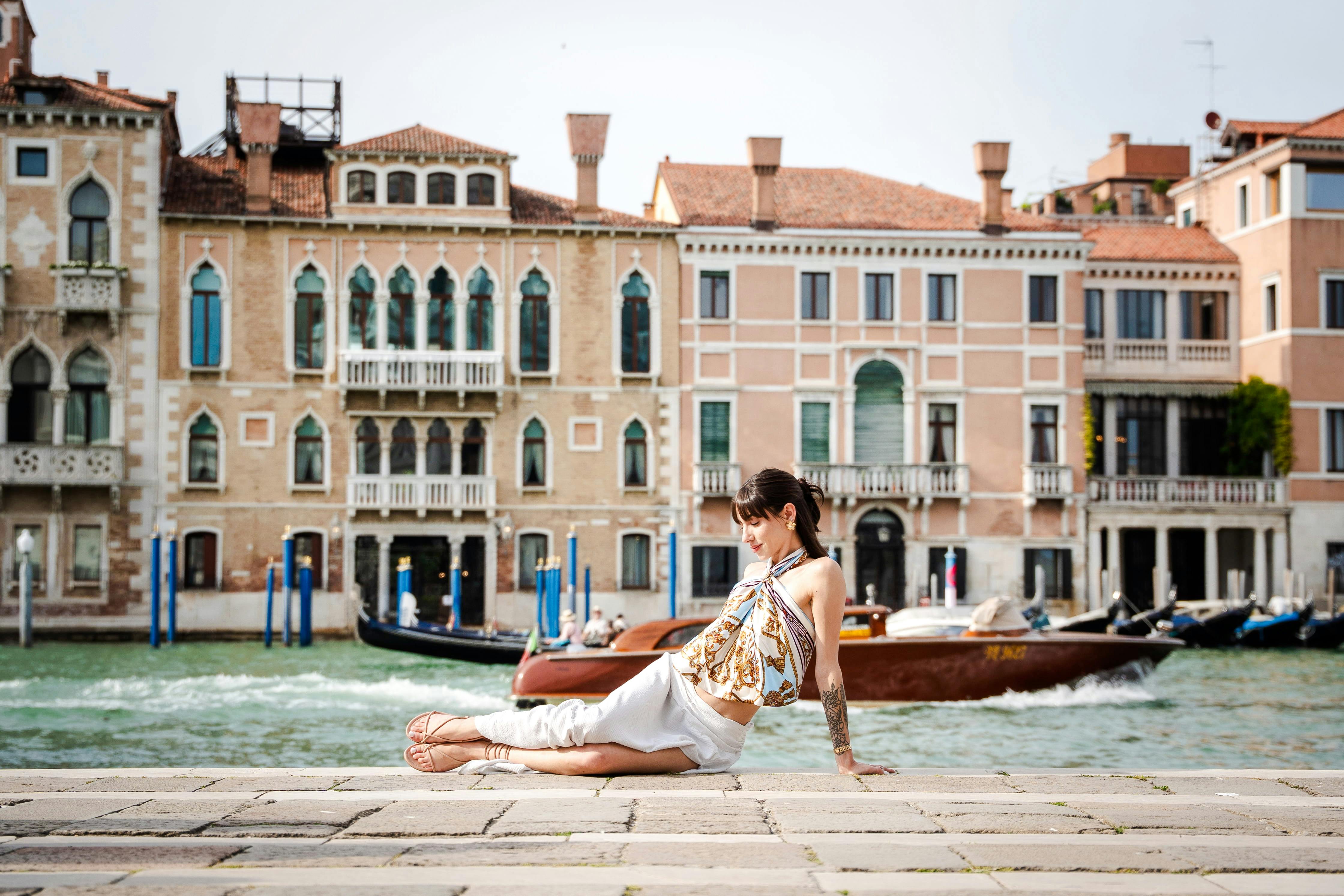 private cinematic photoshoot in venice-5