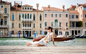venice private photoshoot near san marco square with 25 edited digital photos-5