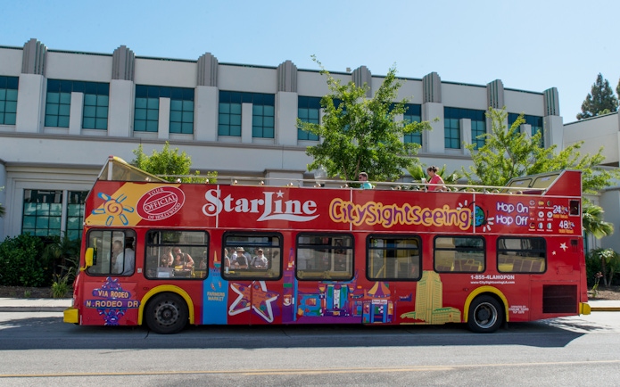 Red double-decker bus for Los Angeles hop-on hop-off city tour.