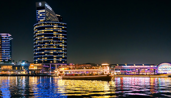 Book Cruises in Dubai