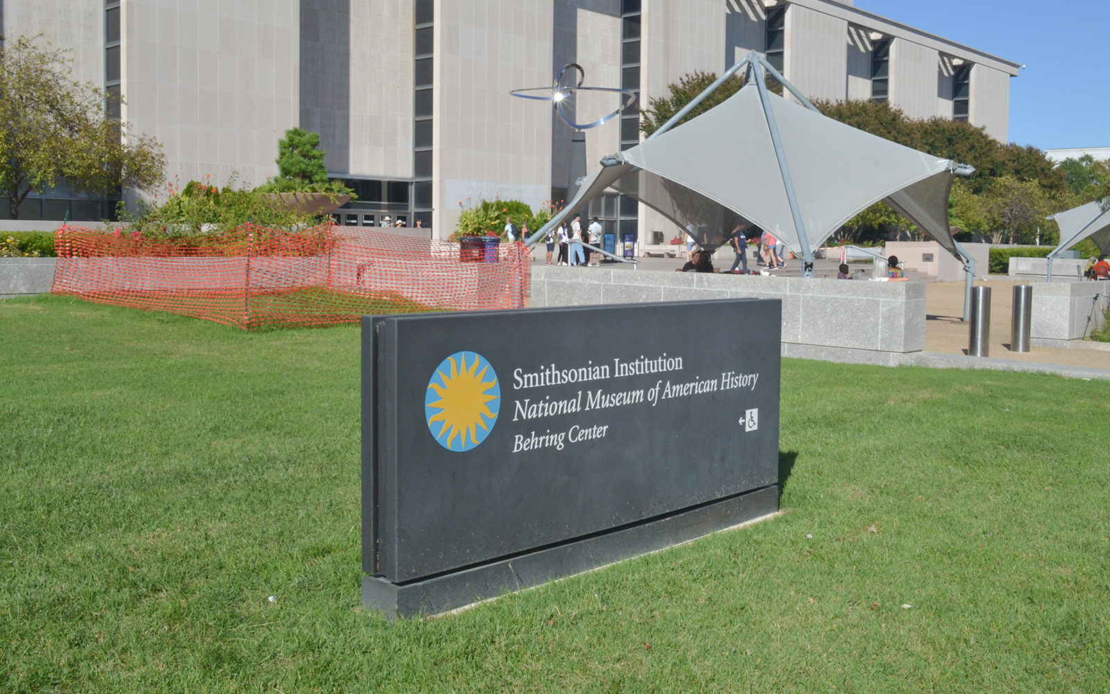 Smithsonian Institution sign at the National Museum of American History
