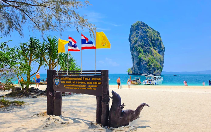 From Railay: Private Longtail Boat Island-Hopping Tour