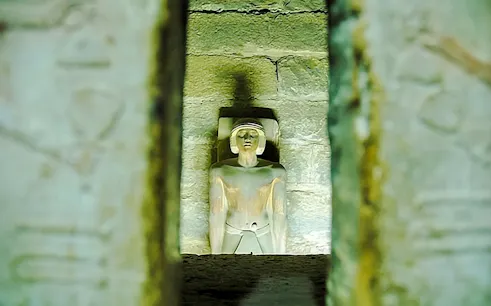 saqqara’da mısırbilimci rehberli özel tur: basamaklı piramit, unas piramidi ve serapeum-1