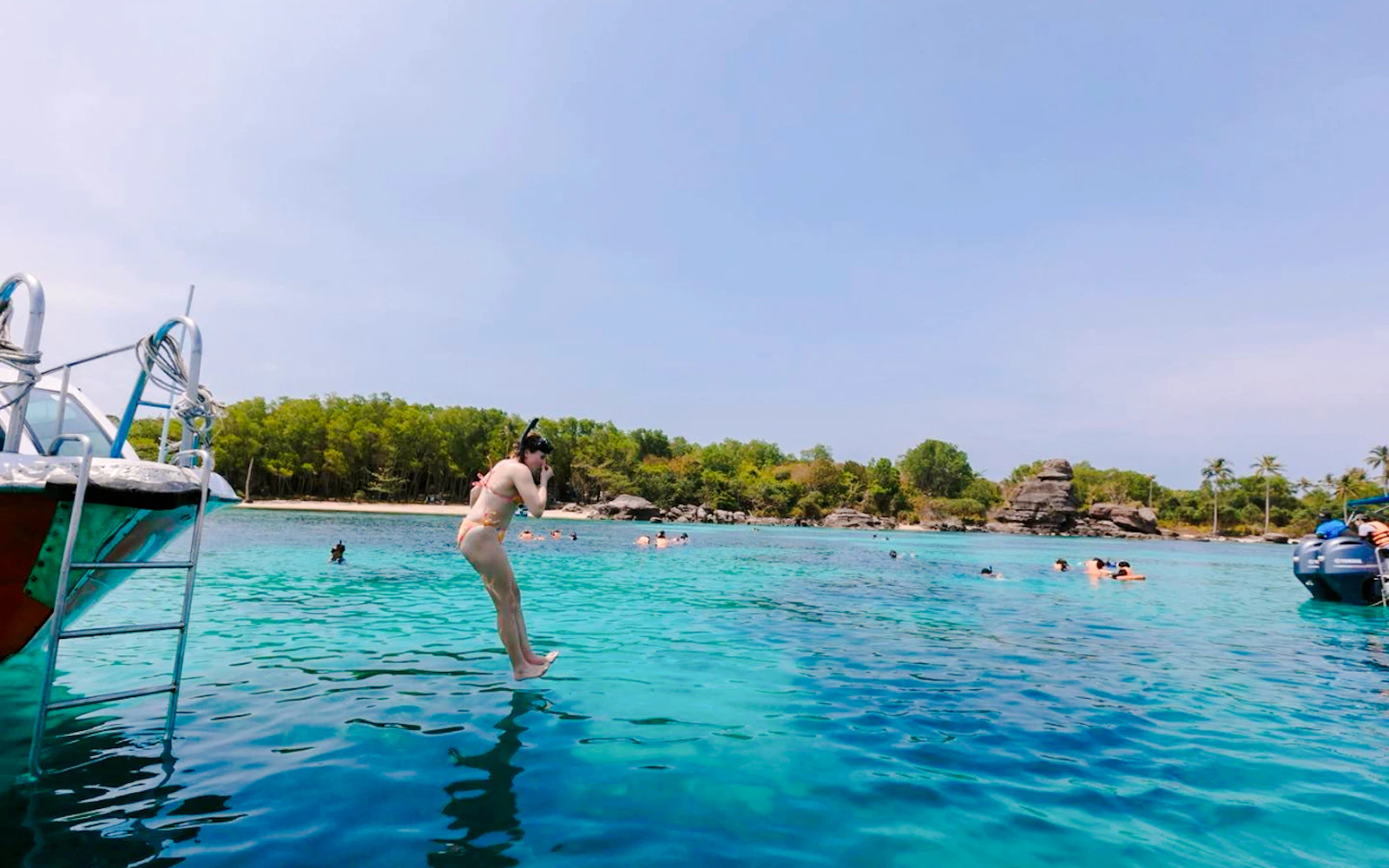 Cham Island Snorkeling Tour with Lunch from Da Nang or Hoi An Image 3