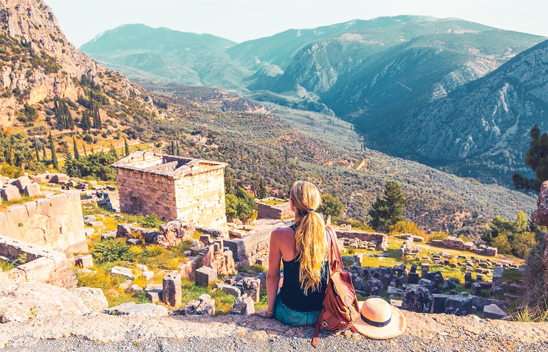 templo de Athena Pronaia delphi
