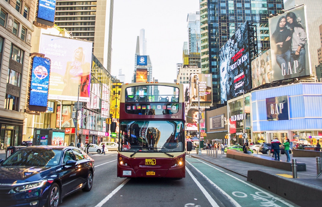Big Bus at Times Square, New York