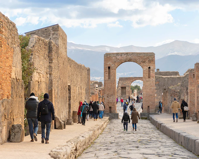 From Naples: Pompeii Guided Tour with Shuttle Transfers