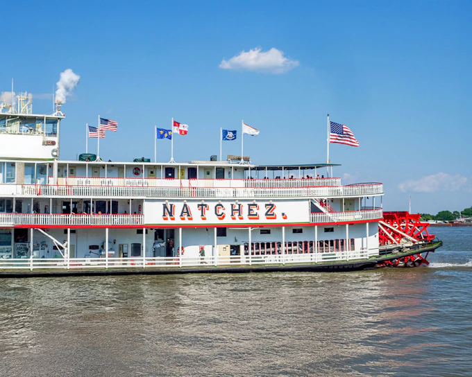 Steamboat Natchez Sightseeing Jazz Cruise with Lunch
