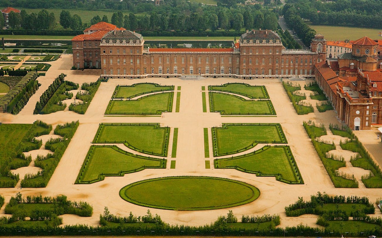 det kongelige palads og haverne i venaria-1