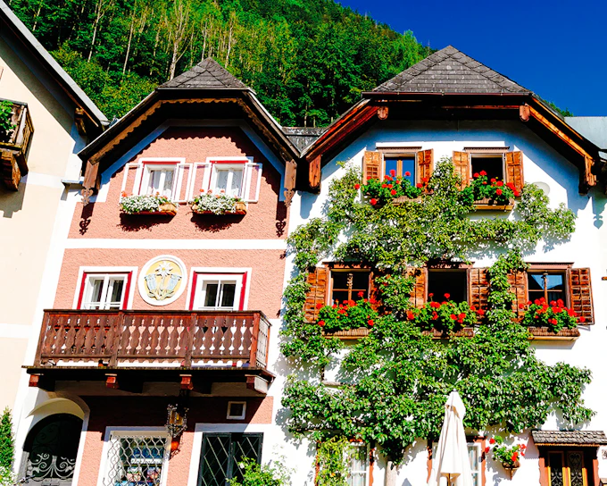 From Vienna: Hallstatt Day Trip with Melk Abbey Photo Stop (Product 56665)