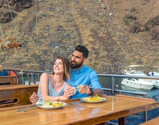Santorini Meal Cruise