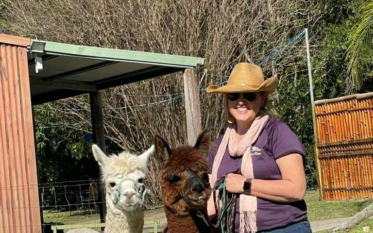 Tour guide with alpacas on 2hr Premium Animal Tour, Brisbane.