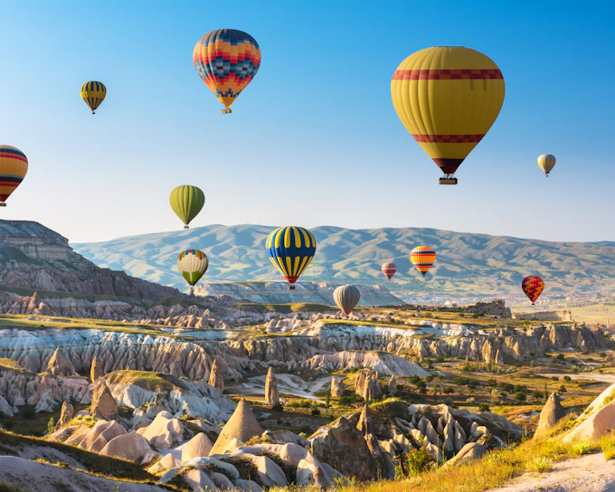 Cat Valley Sunrise Hot Air Balloon Tour with Breakfast & Transfers