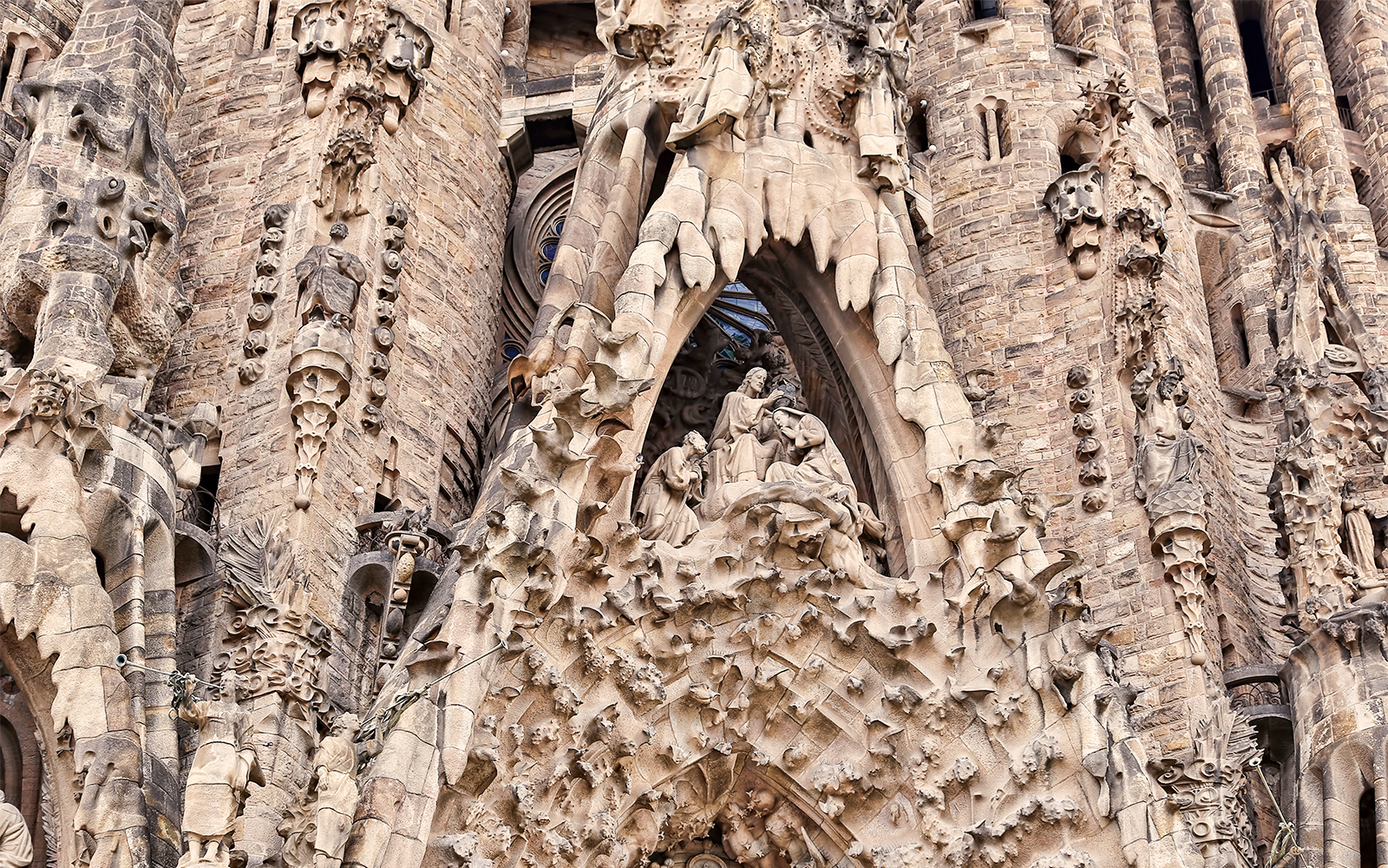 Sagrada Familia Glory Facade
