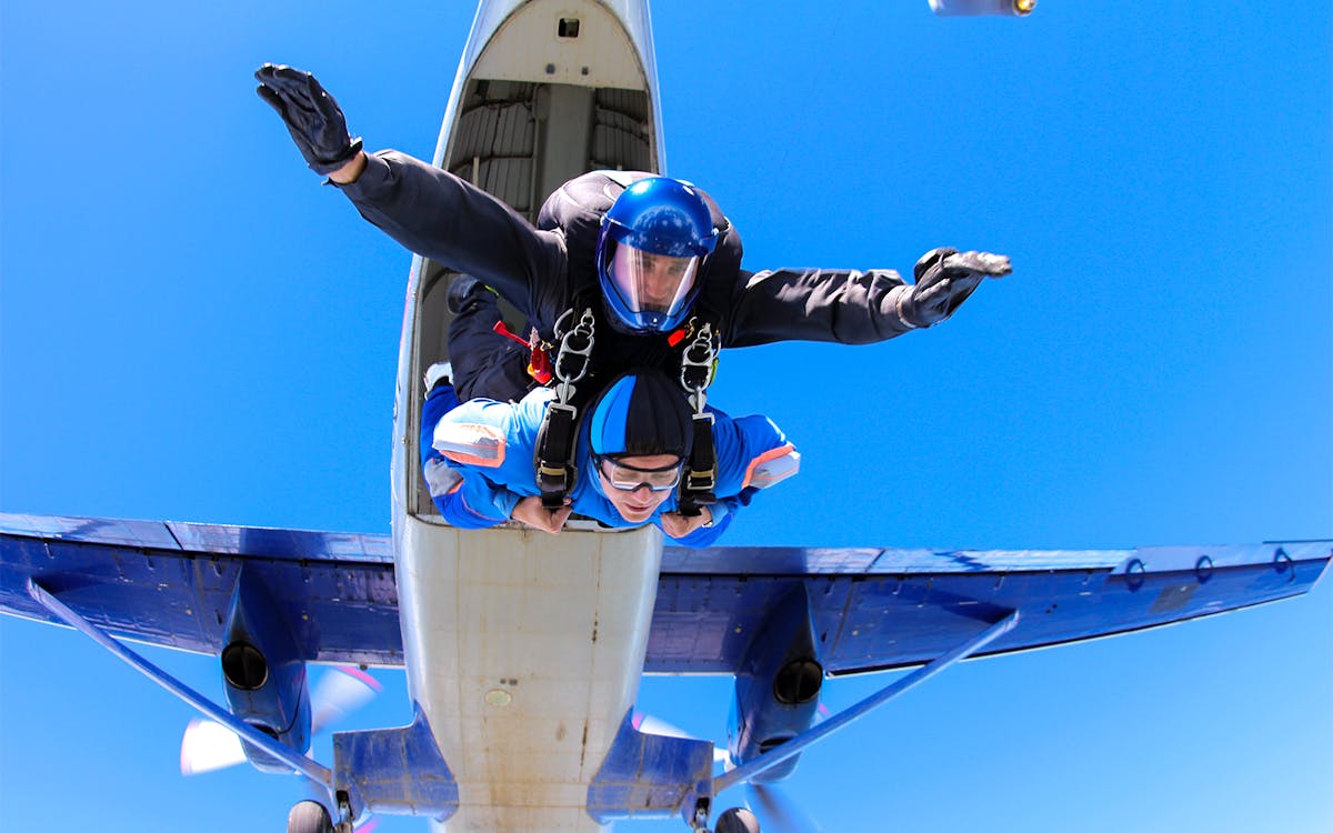 tandem skydive abu dhabi tickets with photos & video-5 tandem skydive abu dhabi tickets with photos & video-5