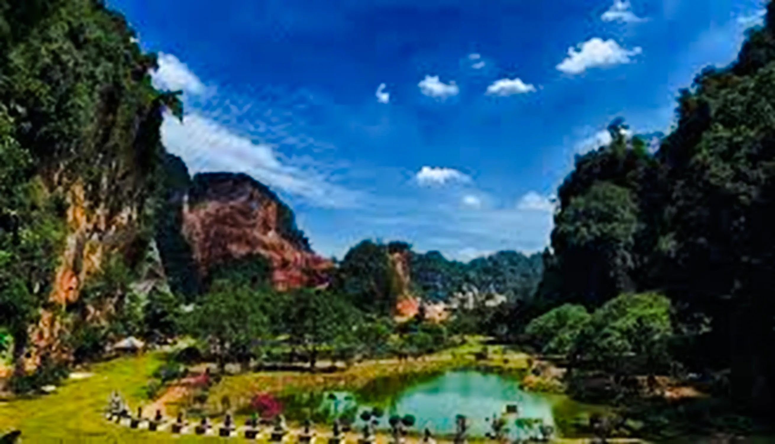 from kuala lumpur: private ipoh heritage & kek lok tong cave temple day trip-6