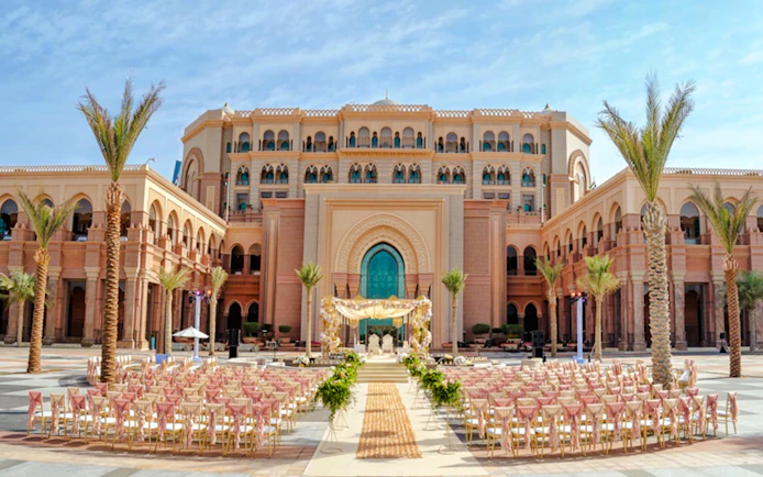 Abu Dhabi City Tour with Entry to Sheikh Zayed Grand Mosque, Qasr Al Watan & Louvre Abu Dhabi and Transfers