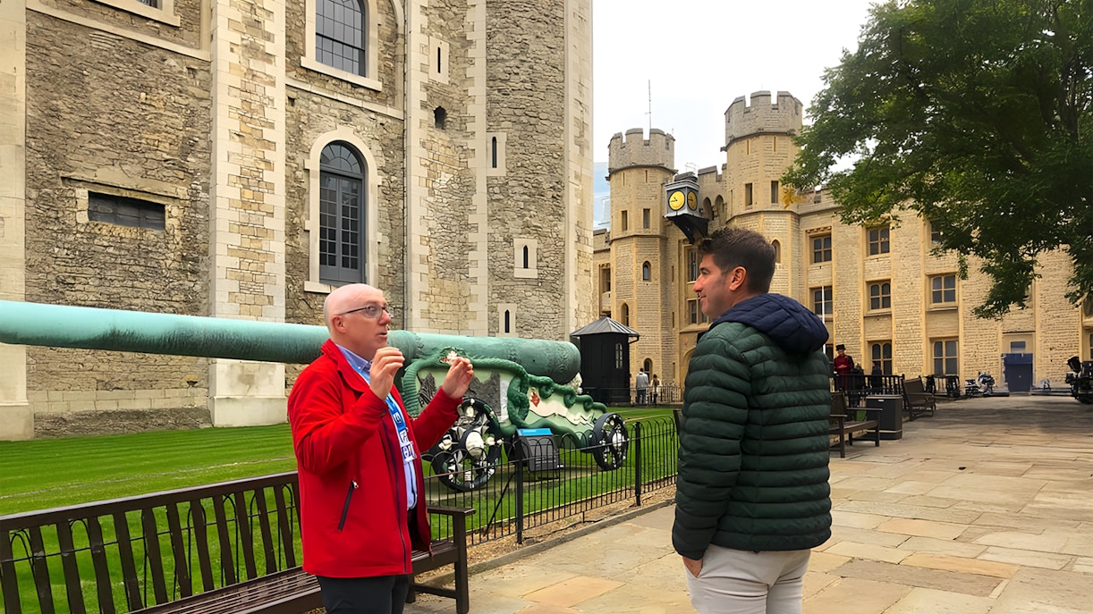 tower of london location