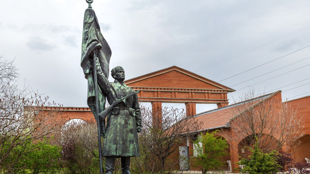 Memento Park Timings