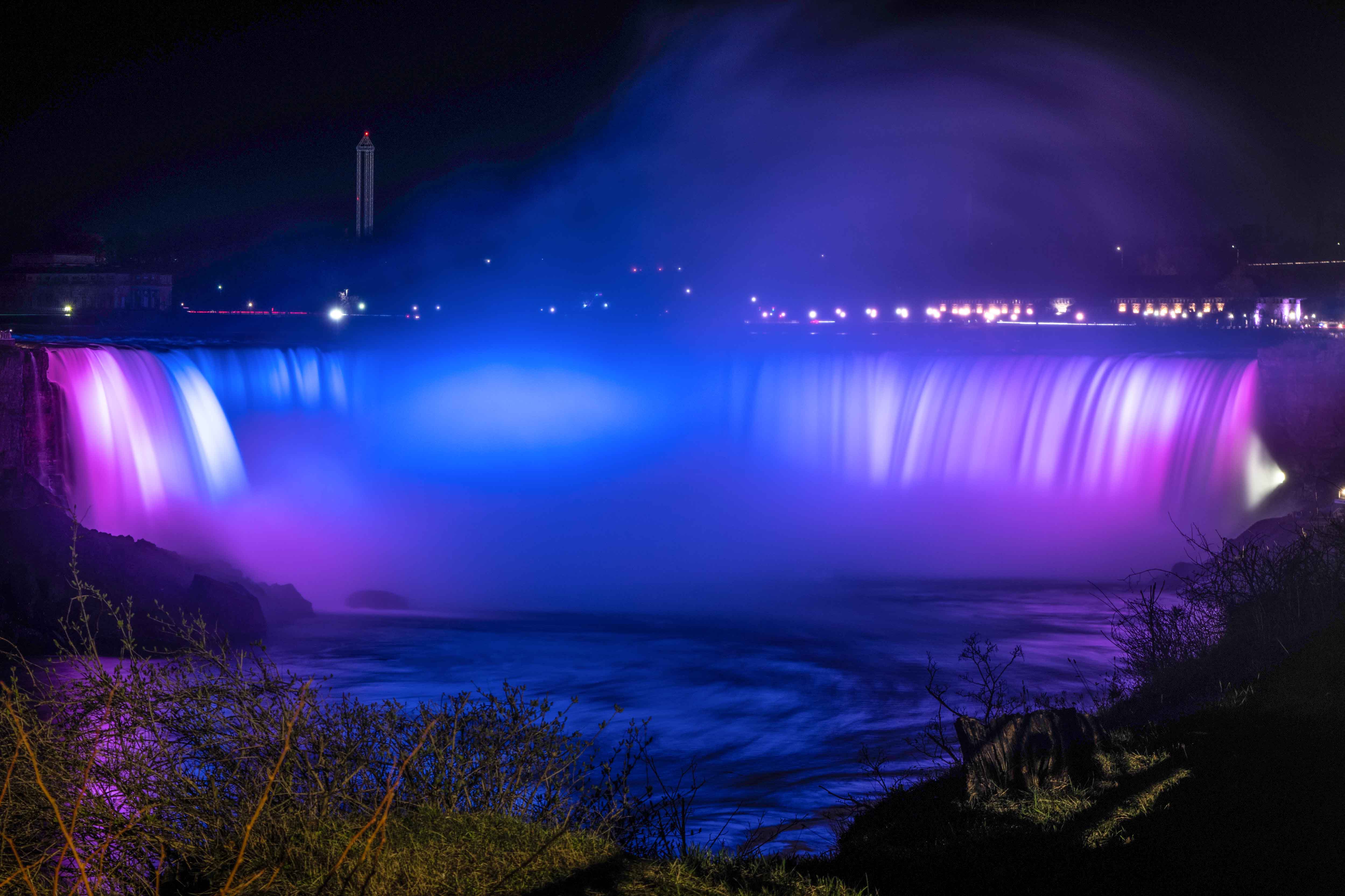 illumination at niagara falls