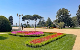 Terraços e jardins à beira-mar