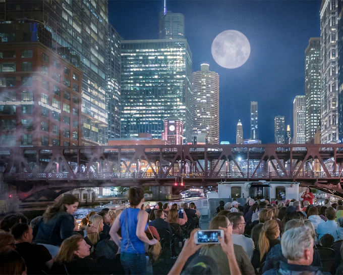 Chicago Haunted River "Creepy Cruise" by First Lady