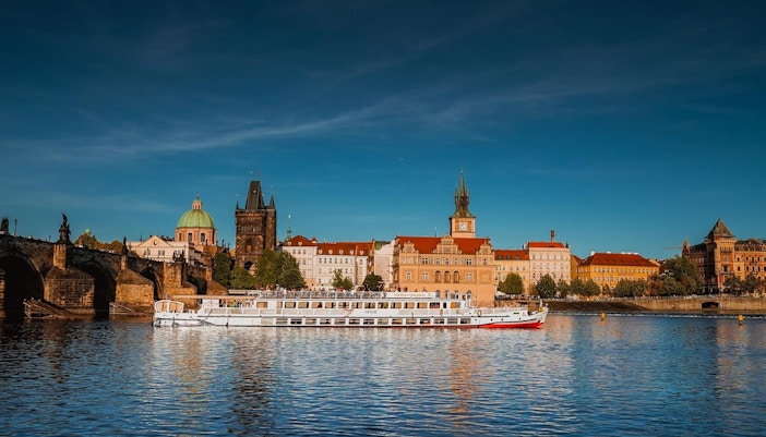 Prague Dinner Cruises
