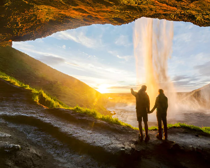 Reykjavik: South Coast Waterfalls, Reynisfjara & Vík Small-Group Day Tour