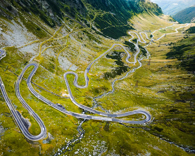 From Bucharest: Transfăgărășan Highway & Poienari Fortress Day Trip