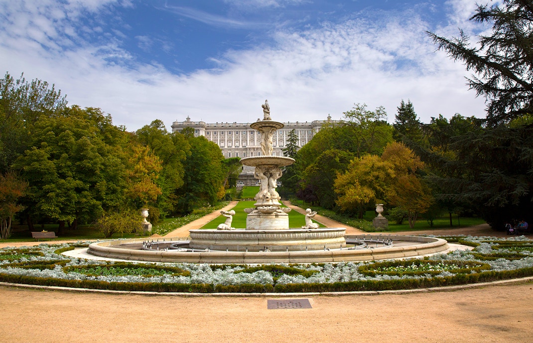 Royal Palace of Madrid facts