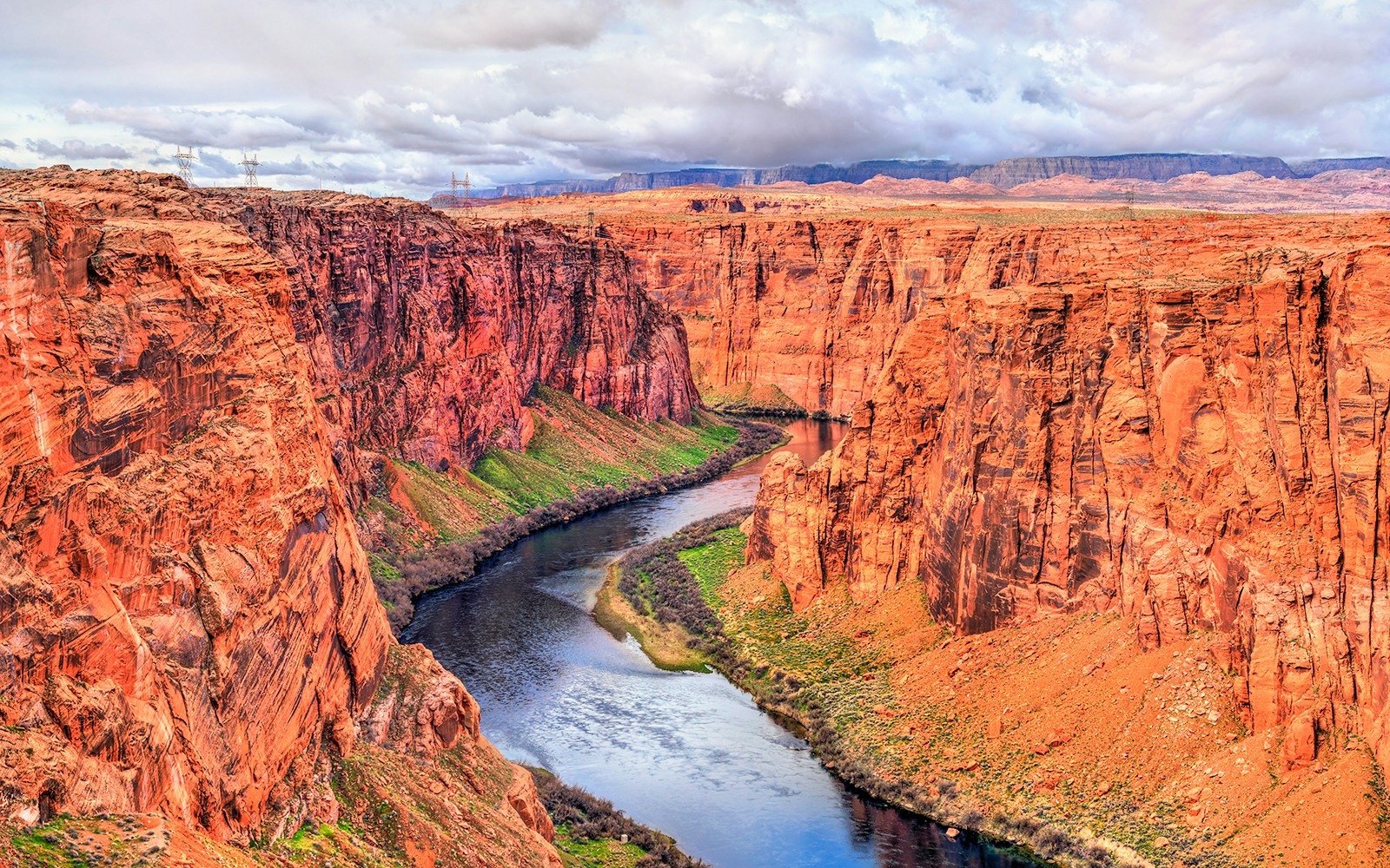 Glen canyon on Antelope Canyon Helicopter