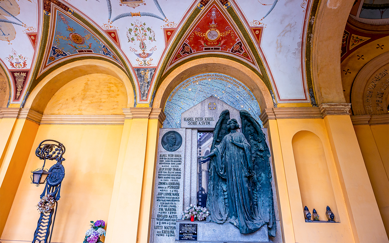 cemetery of vysehrad