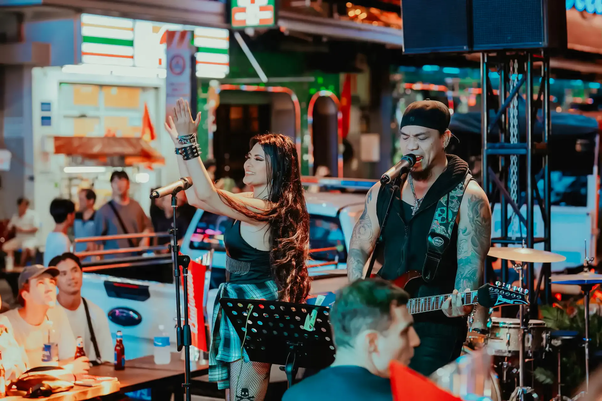 ho chi minh şehri’nde ücretsiz shot’lar eşliğinde bar turu-2