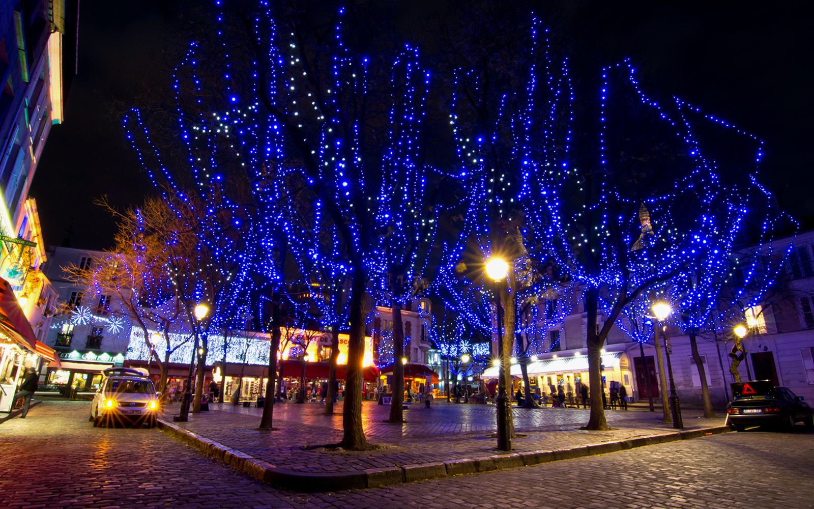 Top attractions in Montmartre during Christmas