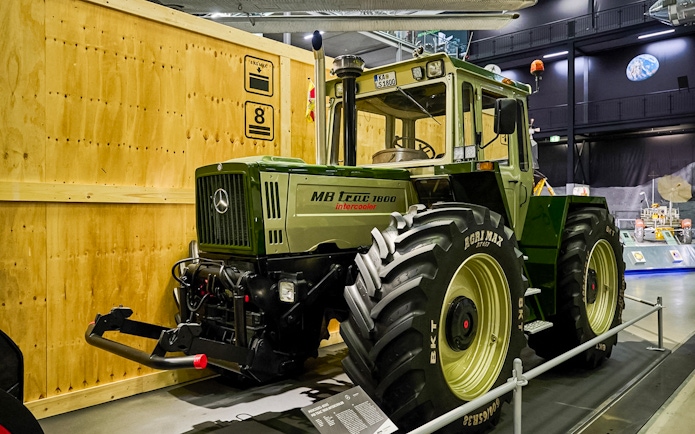 Tractor exhibit at Technik Museum Speyer, featuring a Mercedes-Benz MB Trac 1800 intercooler.