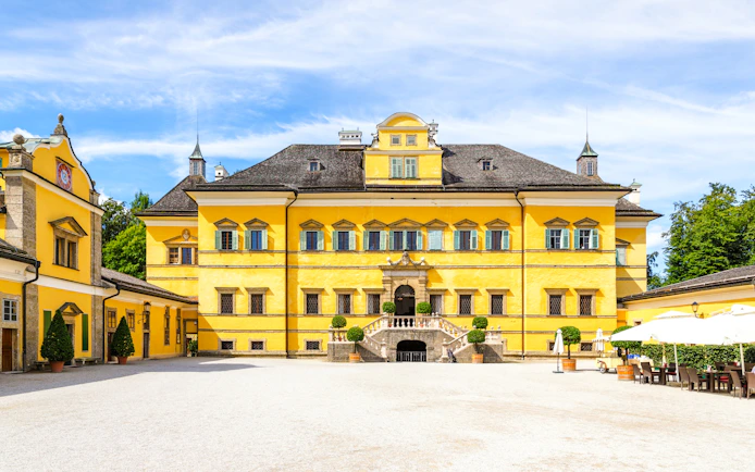 Tour durch das Schloss Hellbrunn mit den Trickbrunnen in Salzburg – mit Schnelleinlass