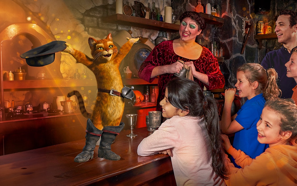 Puss in Boots entertaining children at Shrek’s Adventure! London.