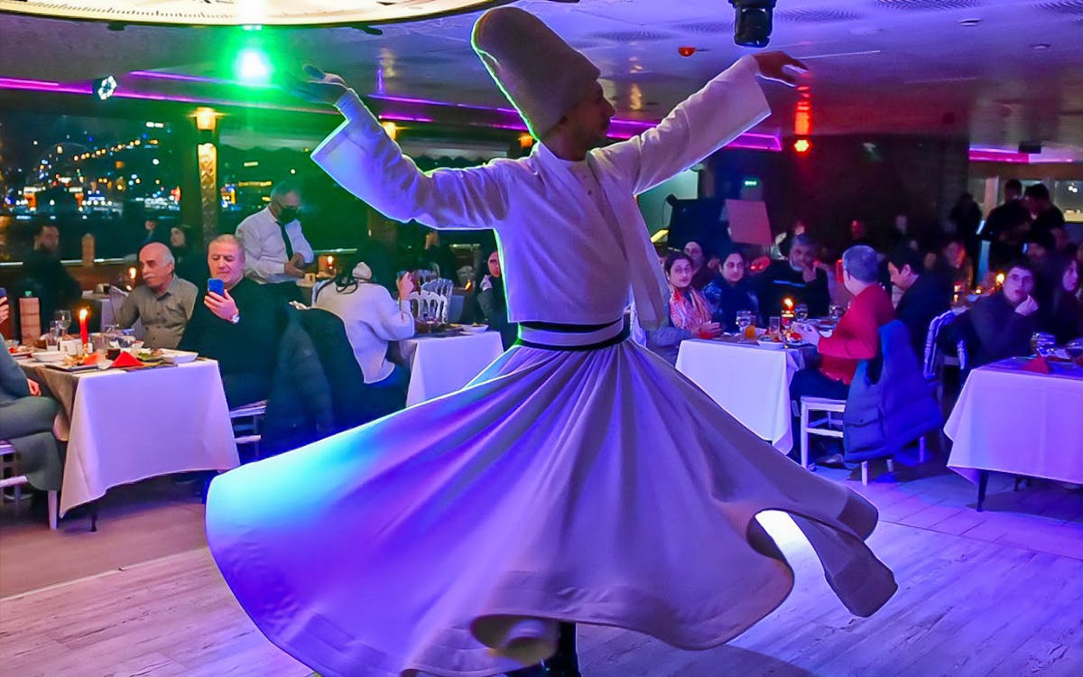 estambul: cena en crucero por el bósforo con mesa privada y espectáculo en directo-5 estambul: cena en crucero por el bósforo con mesa privada y espectáculo en directo-5
