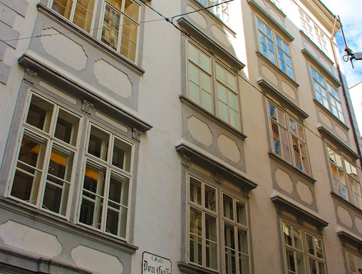 Mozarthaus Vienna exterior with historical architecture.