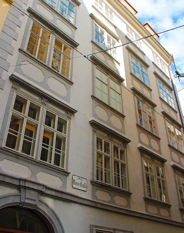 Mozarthaus Vienna exterior with historical architecture.