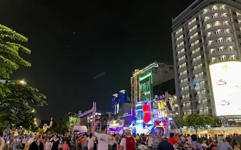 ho chi minh şehri gece yürüyüş turu: gizli bir hazine durağı-1