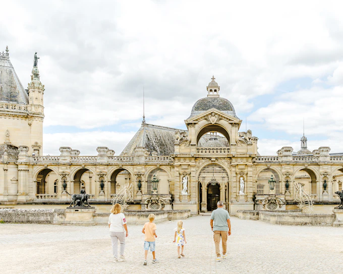 Château of Chantilly: Gardens and Great Stable Skip-the-Line Tickets