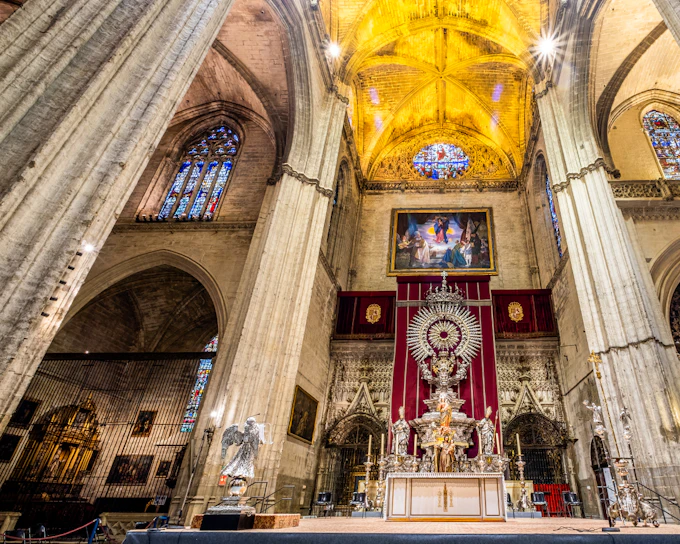 Seville Cathedral & La Giralda Priority Access Guided Tour
