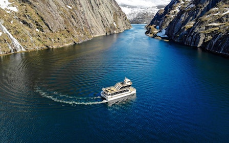 From Svolvær: Lofoten Islands Silent Trollfjord Cruise