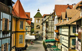 from kuala lumpur: bukit tinggi french village and genting highlands day trip with awana skyway cable car-4